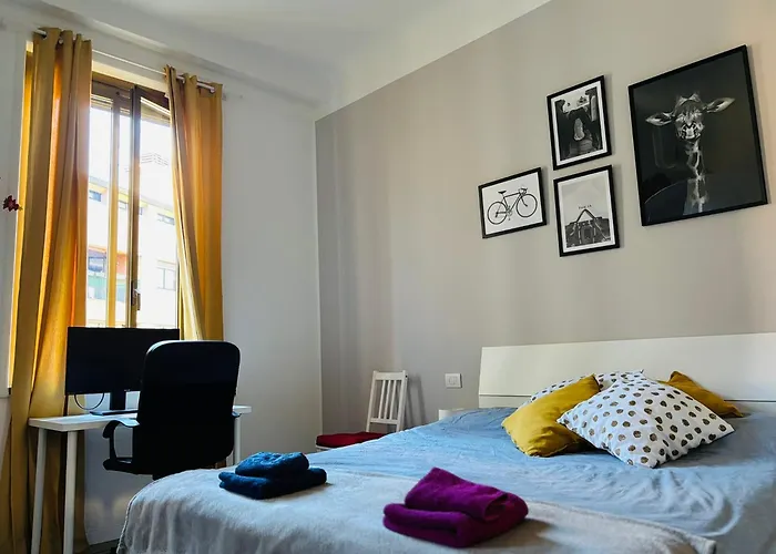 Charming In Isola Near The Metro! Mediolan